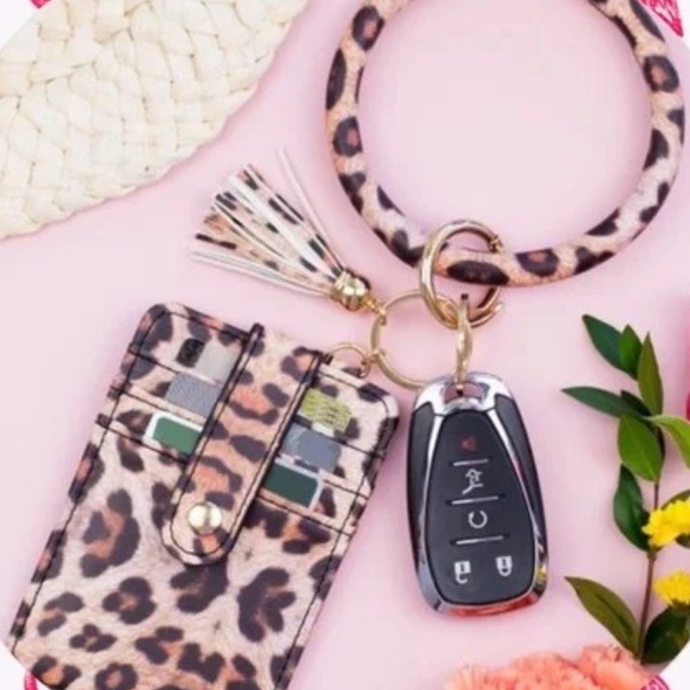 Wristlet and Key Ring Bangle - Picture 2 of 3